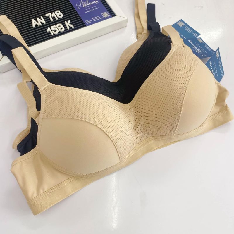 Lan Nguyễn Glamour – Chuyên Gia Nội Y
